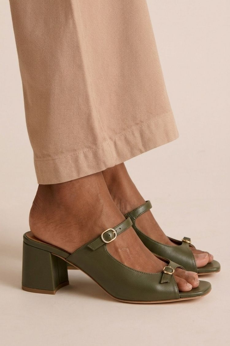 Military Green / 12