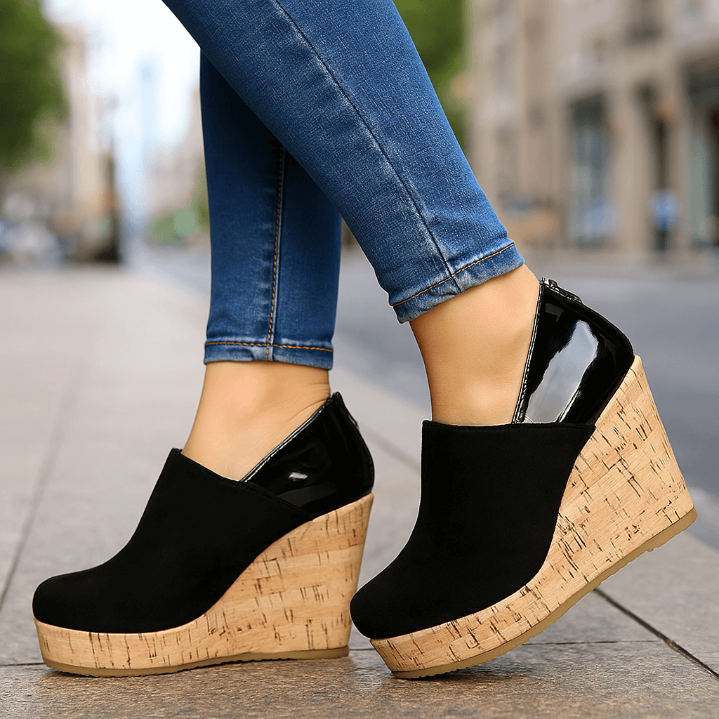 Black / 12