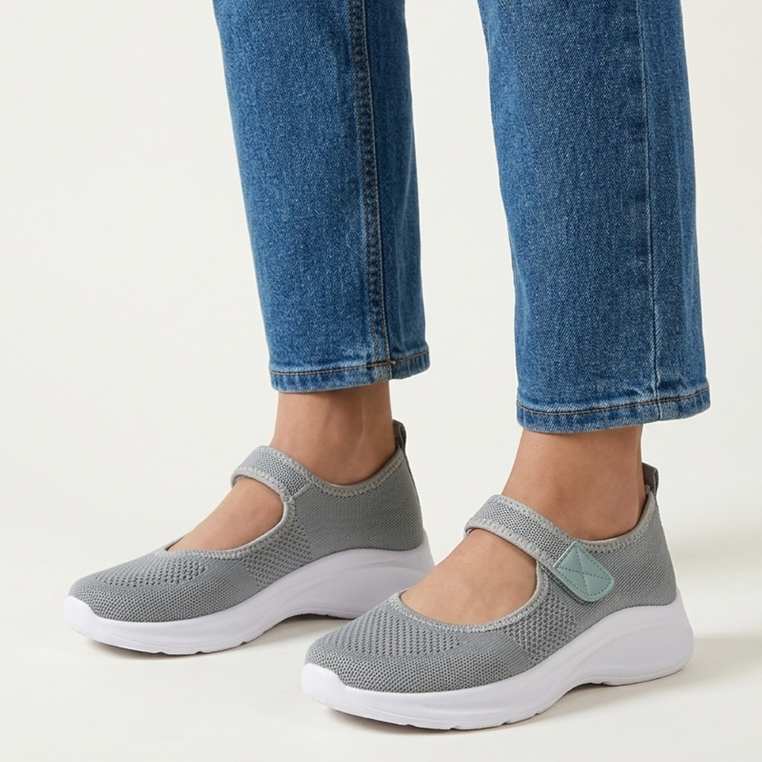 Light Blue / 10.5