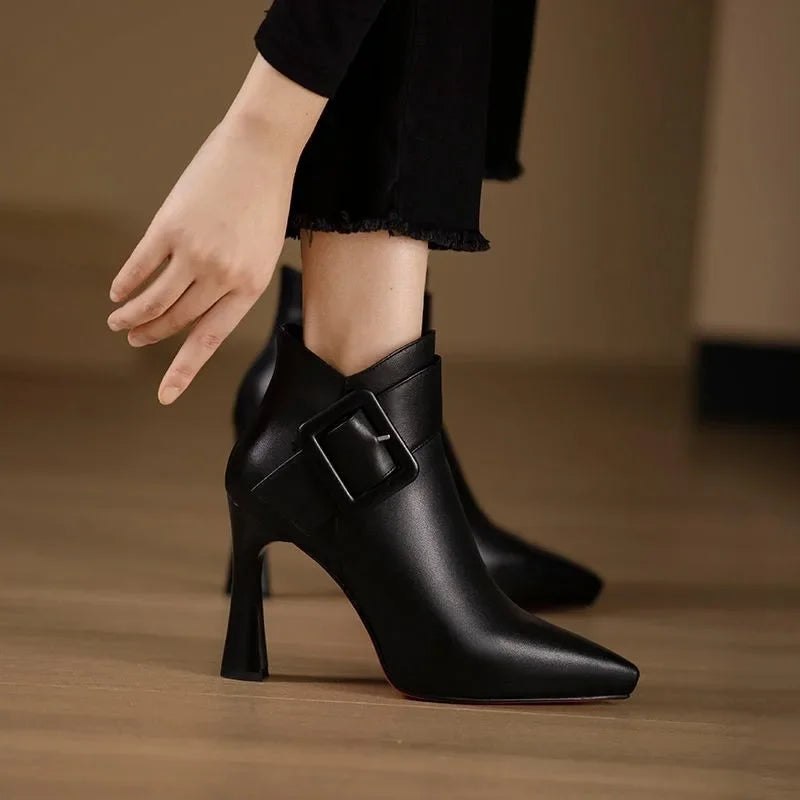 Black / 13